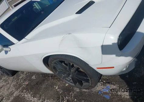 2016 Dodge Challenger Sxt z USA, uszkodzony, nr VIN 2C3CDZAG3GH337760